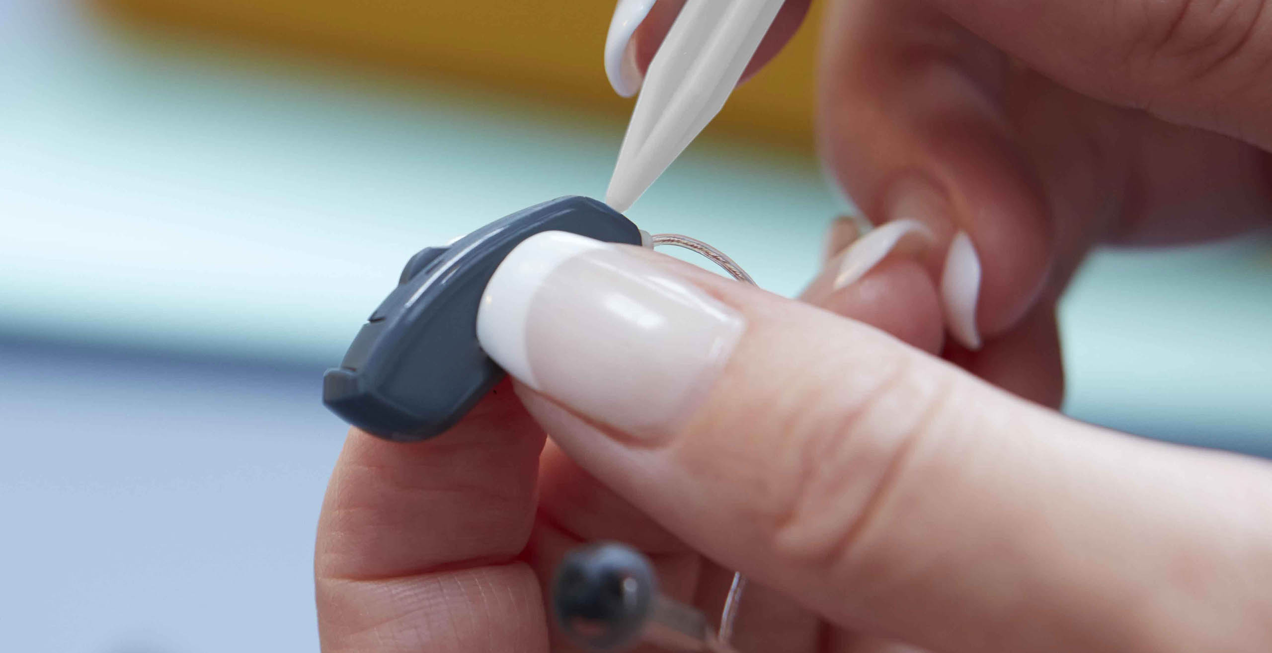 Pulizia degli apparecchi acustici: tutti quello che c’è da sapere