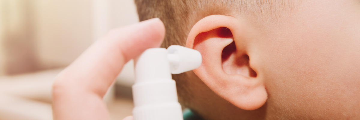 Perché utilizzare lo spray pulizia orecchie?